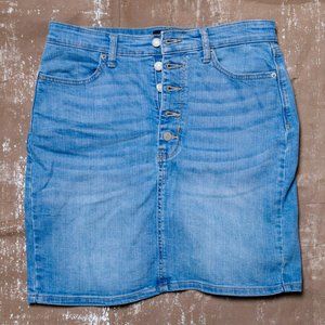 Banana Republic Factory Denim Knee Skirt Medium Blue Wash 6 Petite